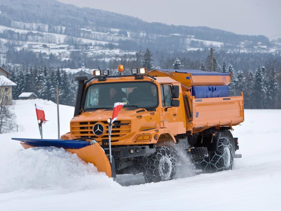  Mercedes-Benz Zetros 1833K Road Service 2009 года  (фото 3 из 9)